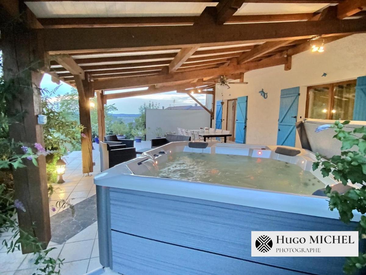 Les Volets Bleus Villa La Chapelle-aux-Bois Exterior foto